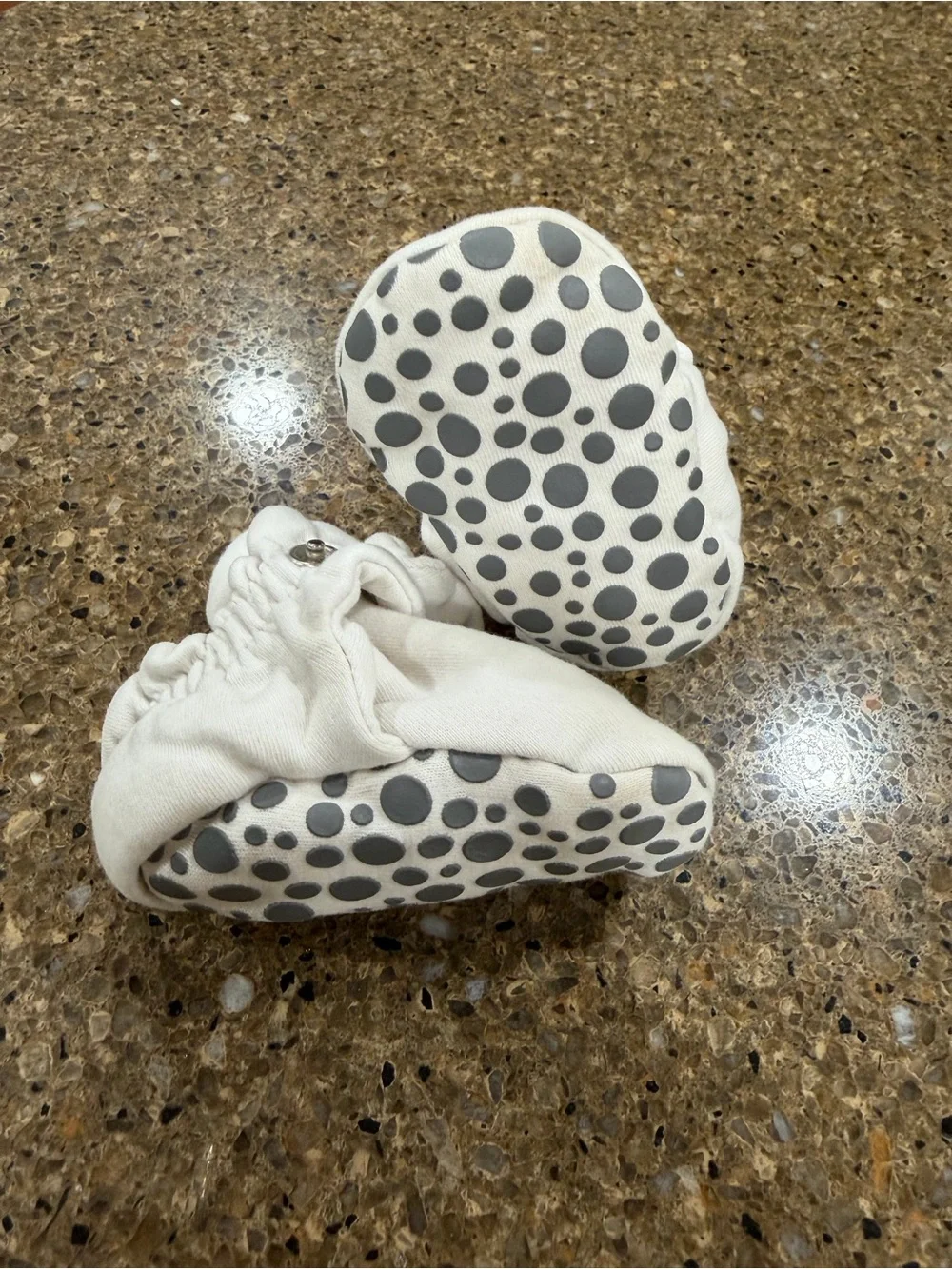 Set of 4 Cozy Newborn Baby slippers